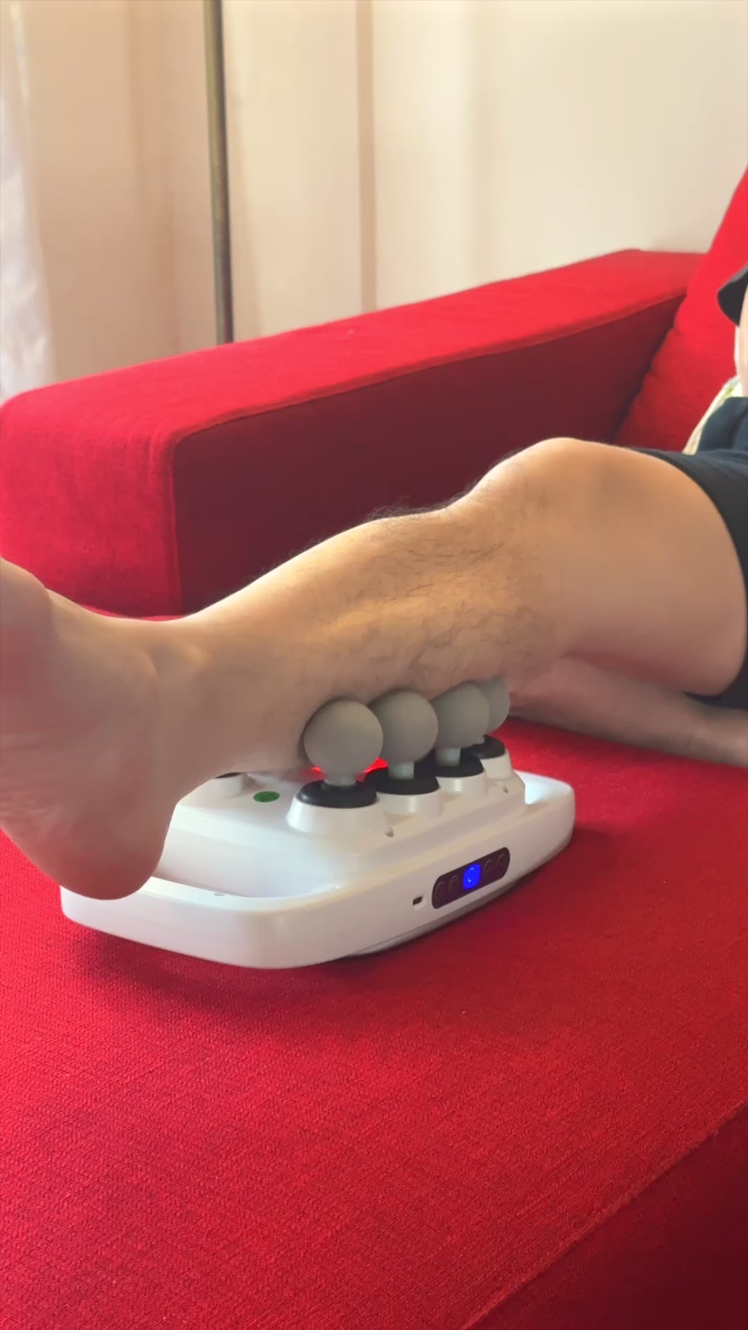 載入影片： 